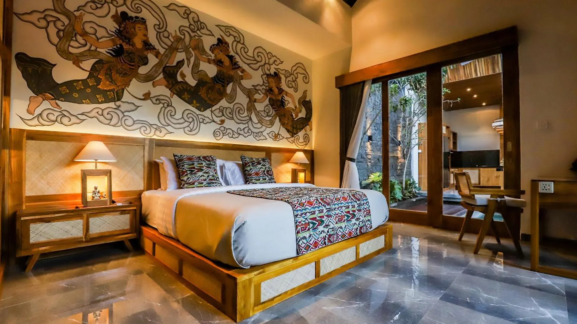 Villa Dubai - 2Bdr, New, Well-Equipped, East Motive Ubud